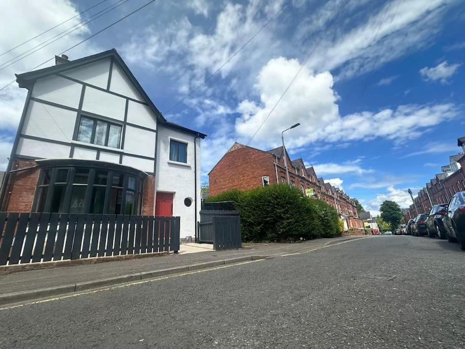 Friars Bush House Belfast - Stunning 4 Bedroom Detached House In Exclusive Queens Quarter Luxury Belfast City Centre Exterior foto